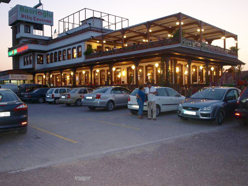 Basrioğlu Piliç Çevirme