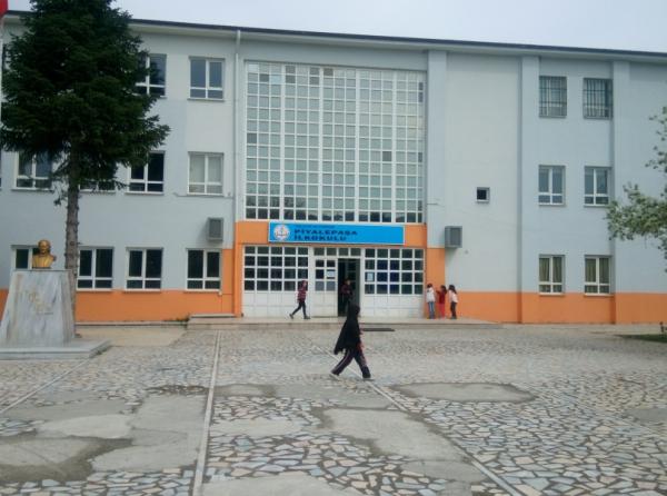PİYALEPAŞA İLKOKULU