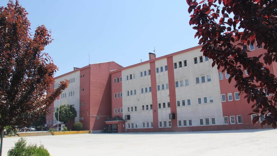 ÇİFTLİKKÖY ATATÜRK ANADOLU LİSESİ